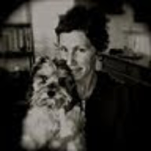 Meet your Posher, Lori - Picture 1 of 1